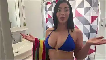 Latina MILF Gets Massage From Step Son – MomComesFirst