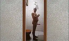 Meu Banho Gostoso Com o Pau Duro 005