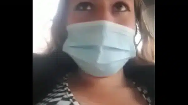 Se toca en un taxi