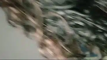 Teniendo sexo en secreto hace su primer squirt