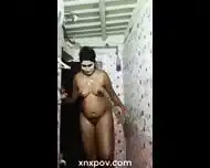Bangladeshi-sexy-girl-full-naked-bathing-selfie-for-Bf