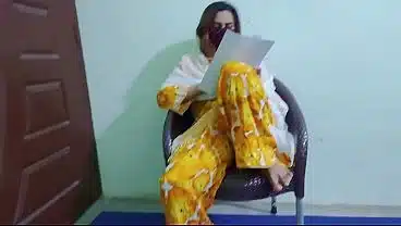 Desi Horny Roommate College Girlfriend Ko Ki Phudi mardi cum in Pussy Hard Fast fuck