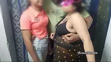 Desi Step Family Threesome – Stepmom And stepdaughter With Son’s Friend Full Video.