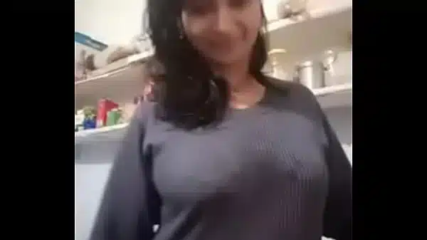 আমি ইমুতে কাজ করি