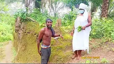 Mature Bbw goddess enjoy BigDick Hardcore village road sex during evangelism days