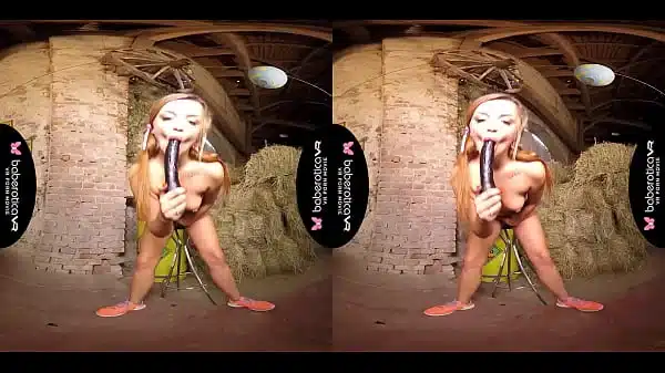 Solo cock teaser, Daphne Klyde is about to cum, in VR