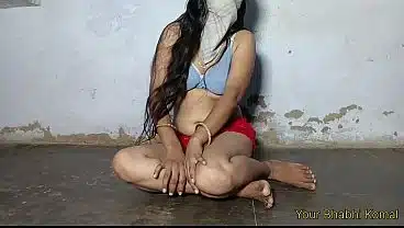 Stepfather with a huge cock ends up fucking his big-titted stepdaughter Your bhabhi komal