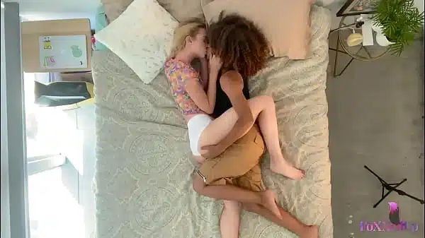 There’s no fucking way you miss Chloe Cherry & Jenna Foxx’s hot lesbian clip. Watch them kissing and rubbing their sexy bodies on the bed! More Videos & More @FoxxedUp.com