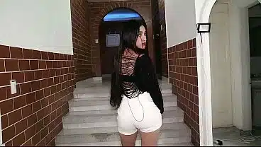 Trailer de video con Danika270 sacando toda la leche